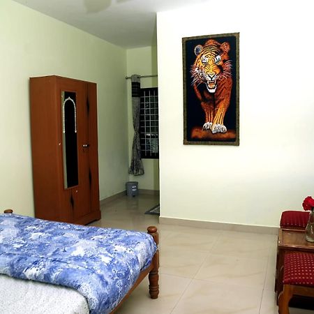 Colonia Munnar Homestay Екстер'єр фото